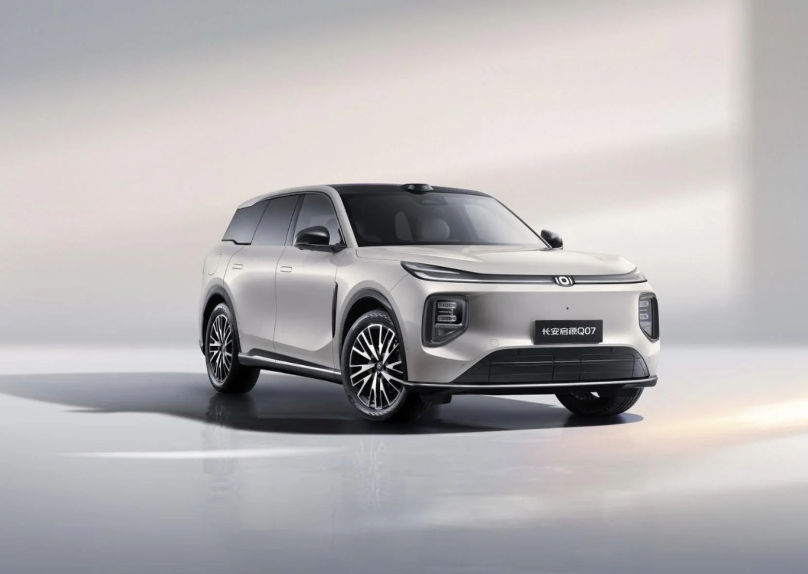 Changan Qiyuan Q07 vehicle