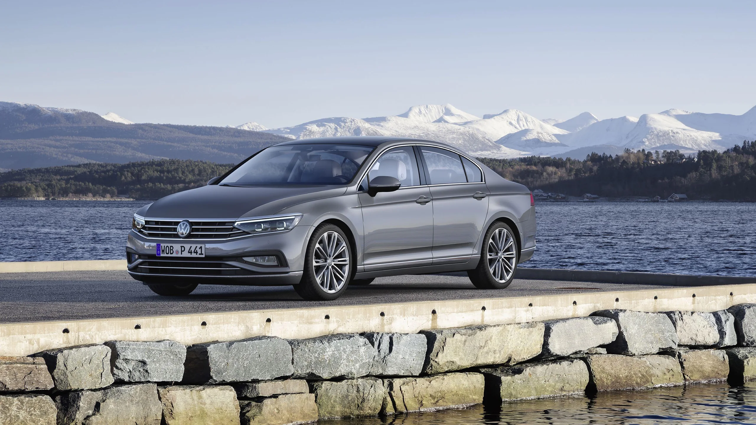 Volkswagen Magotan vehicle